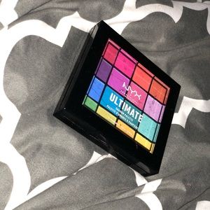Nyx eyeshadows